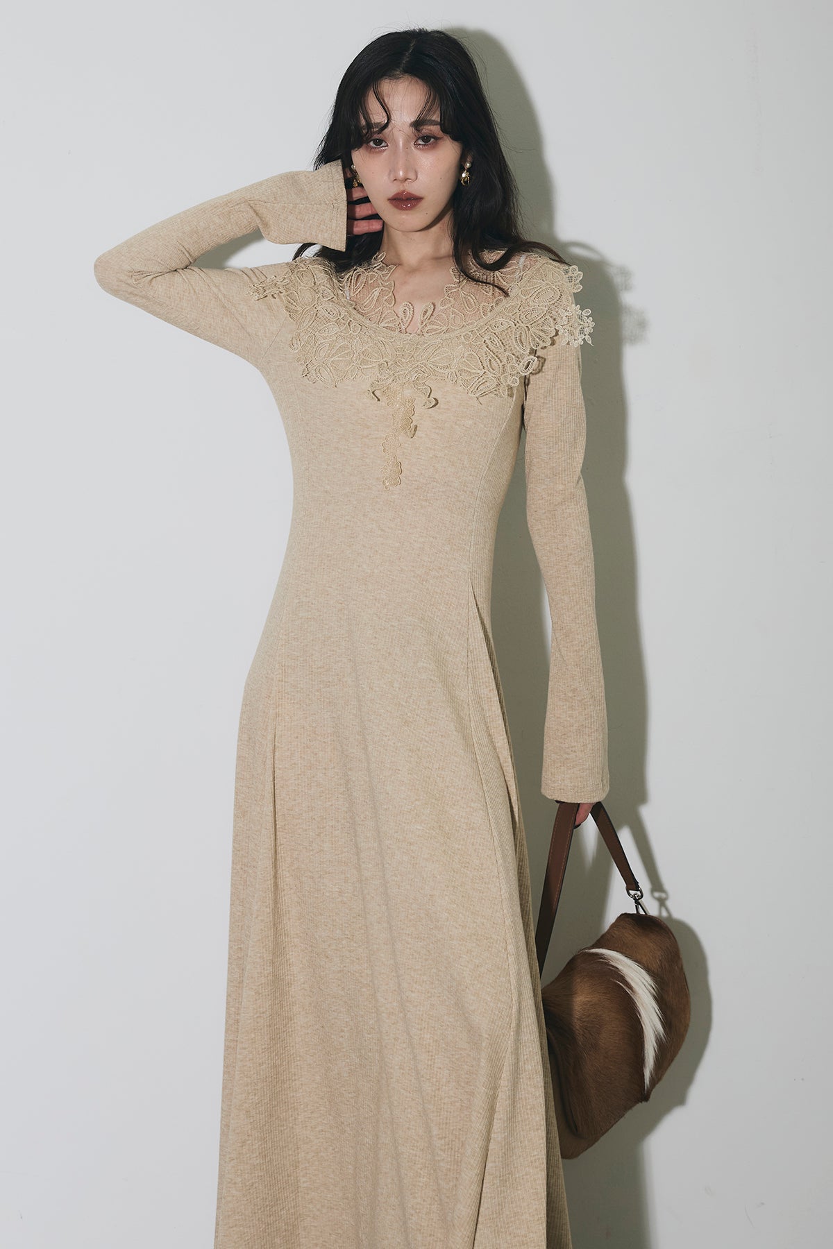ANDREA & Co. レースワンピース レースカラーニットワンピース – ANDREA&Co.