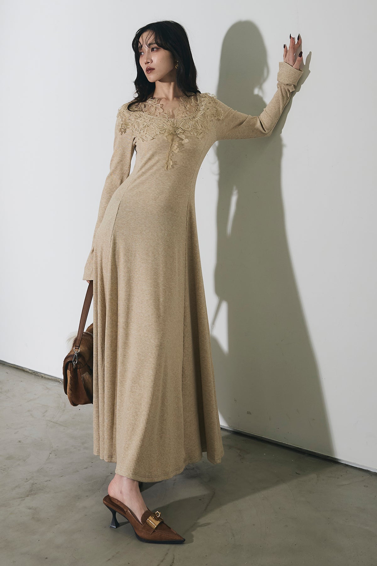 andrea & co. レースカラーニットワンピース レースカラーニットワンピース – ANDREA&Co.