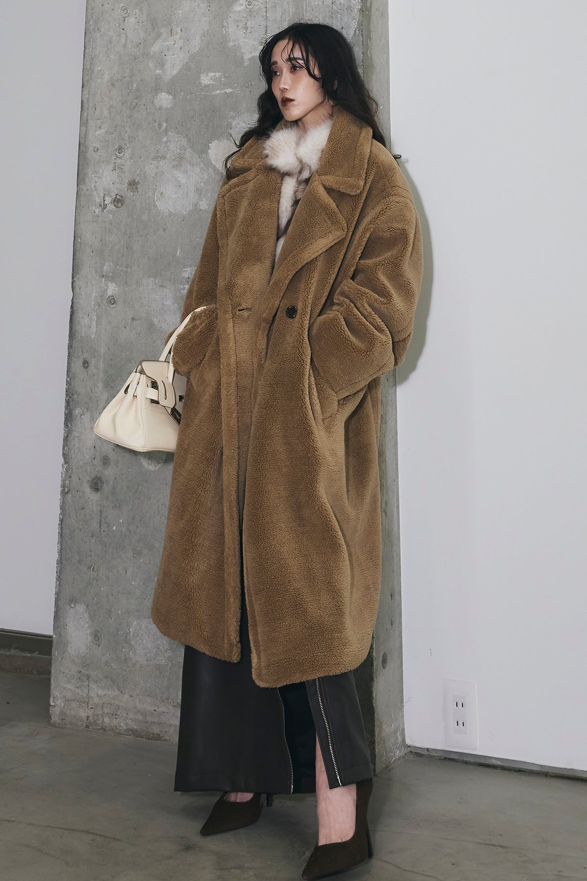 OUTER/JACKET FAIR 2025 – ANDREA&Co.