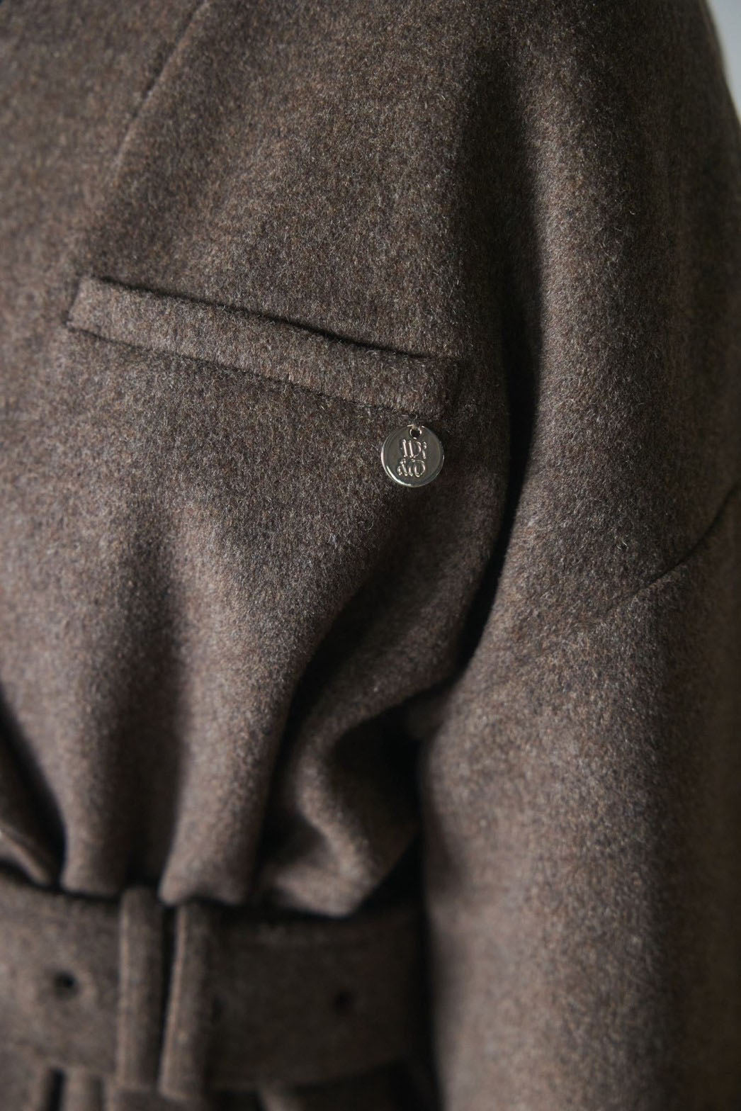 YOSEATSUME BUTTON WOOL COAT