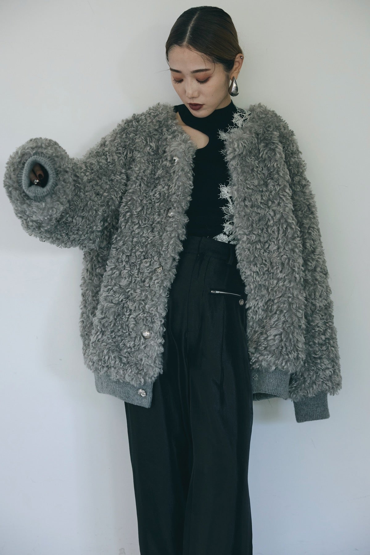 24AW新作】YOSEATSUME FUR JACKET – ANDREA&Co.
