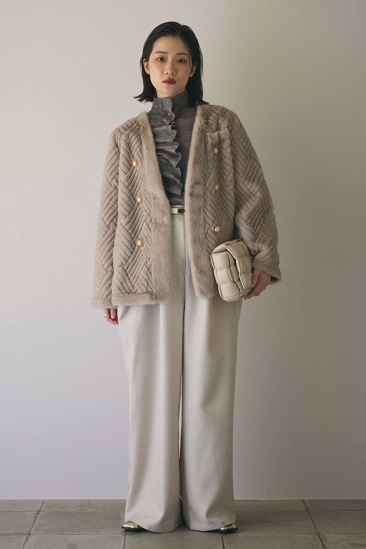 【Andrea &Co】24AW新作　ファーコート(ベージュ) ANDREA & Co ベージュ ファーアウター