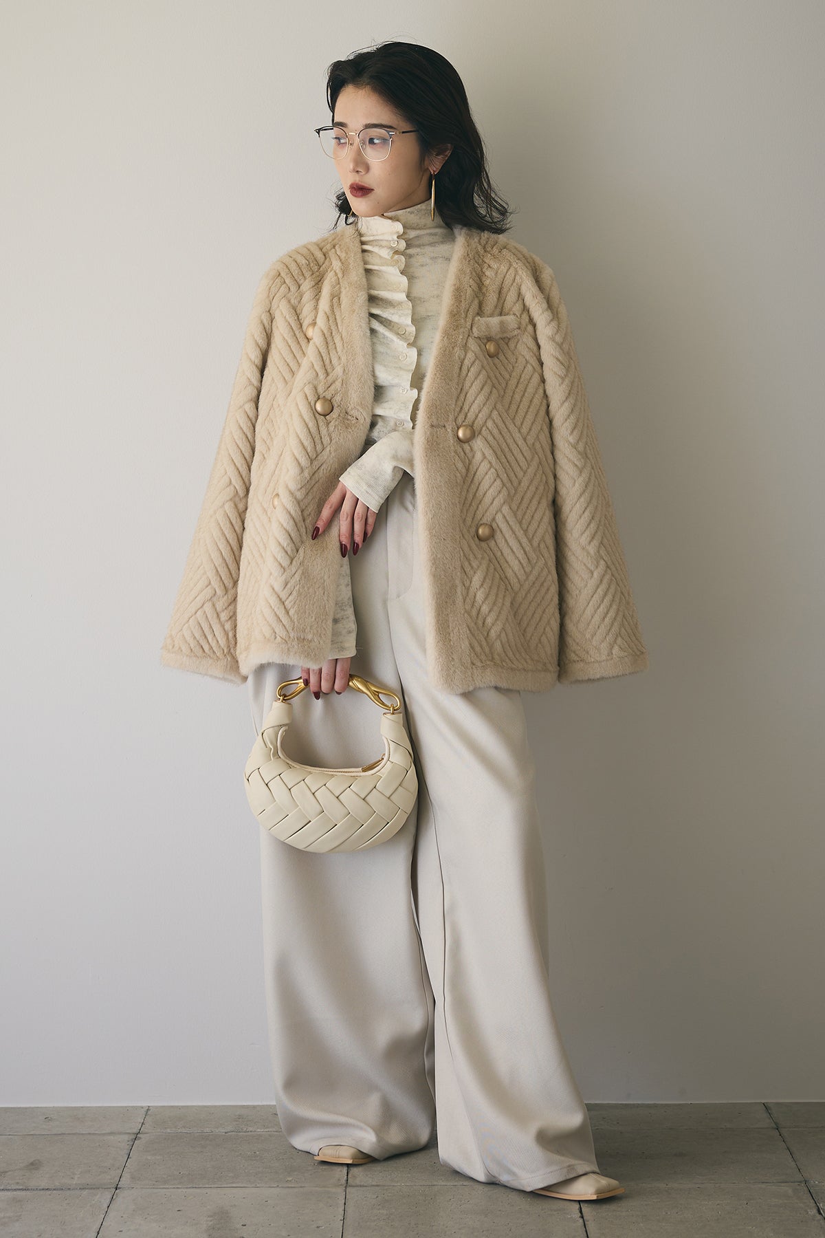 ANDREA & Co ベージュ ファーアウター