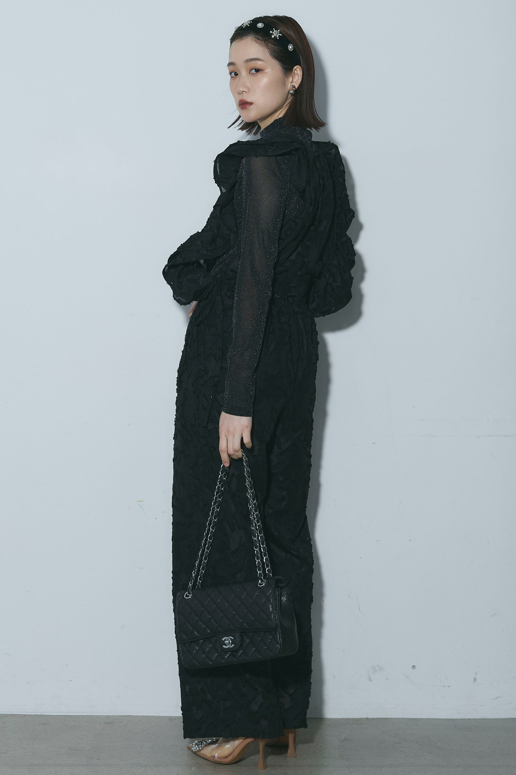 AUBREY/SET】ノースリーブフリルブラウス+ラメシアーインナー+