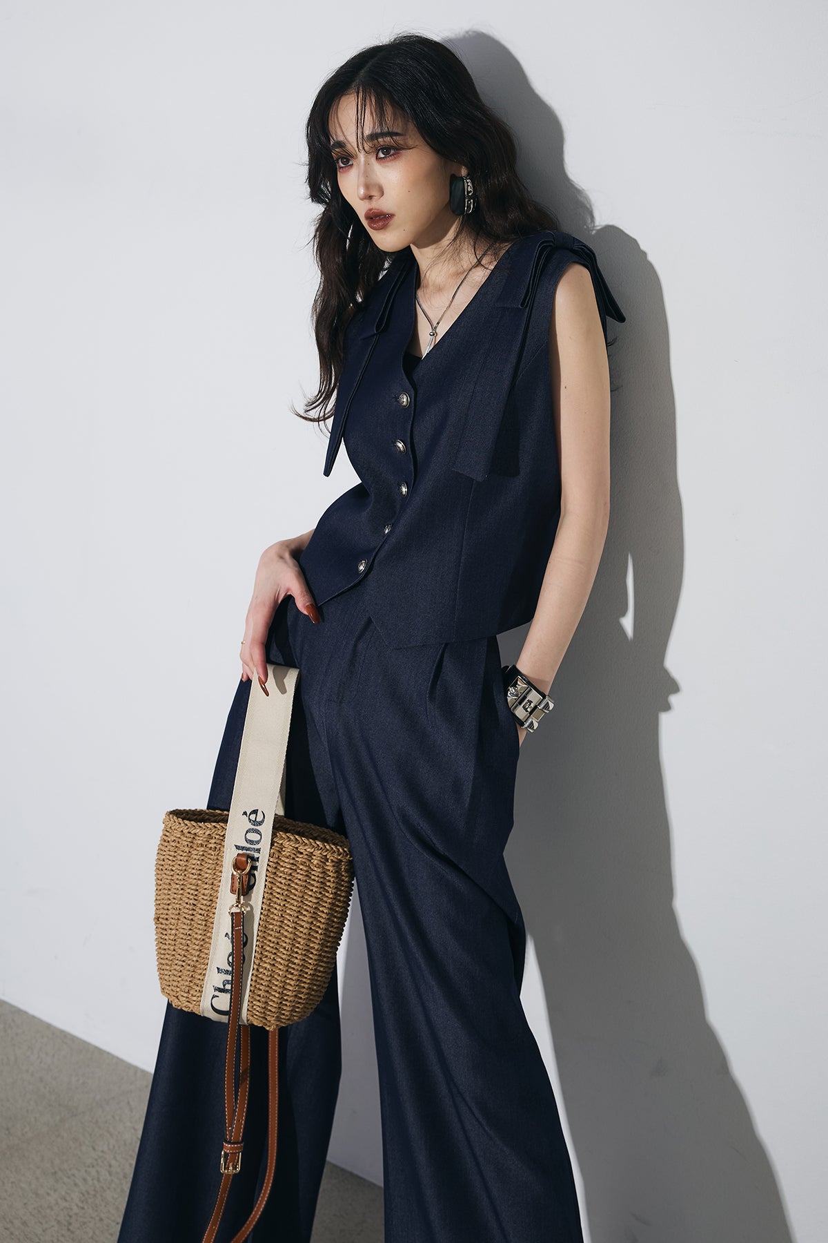 新品未使用品 ANDREA&Co AUBREY ベルト付デニムセットアップ 新品未使用品 ANDREA&Co AUBREY ベルト付デニムセットアップ