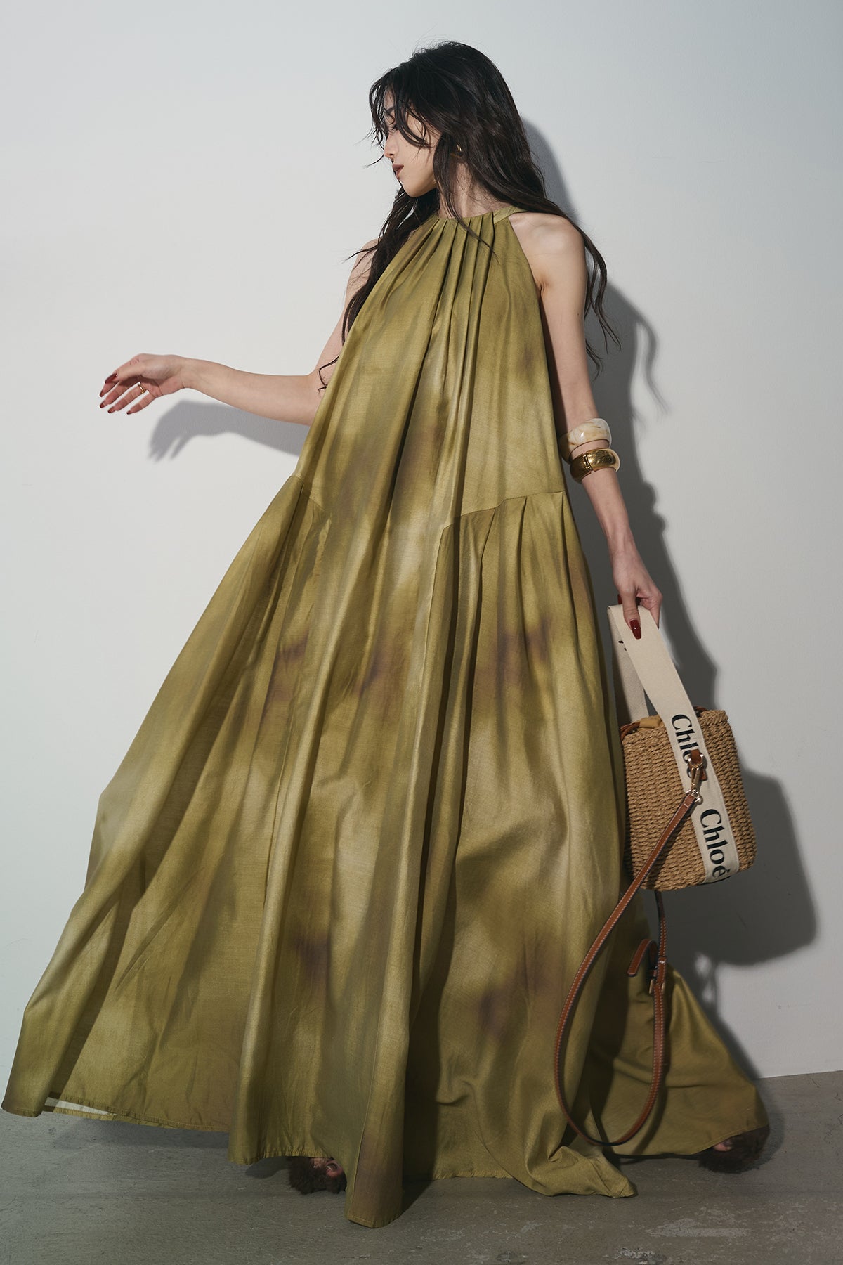 AUBREY】ニュアンスアートホルダーネックドレス – ANDREA&Co.