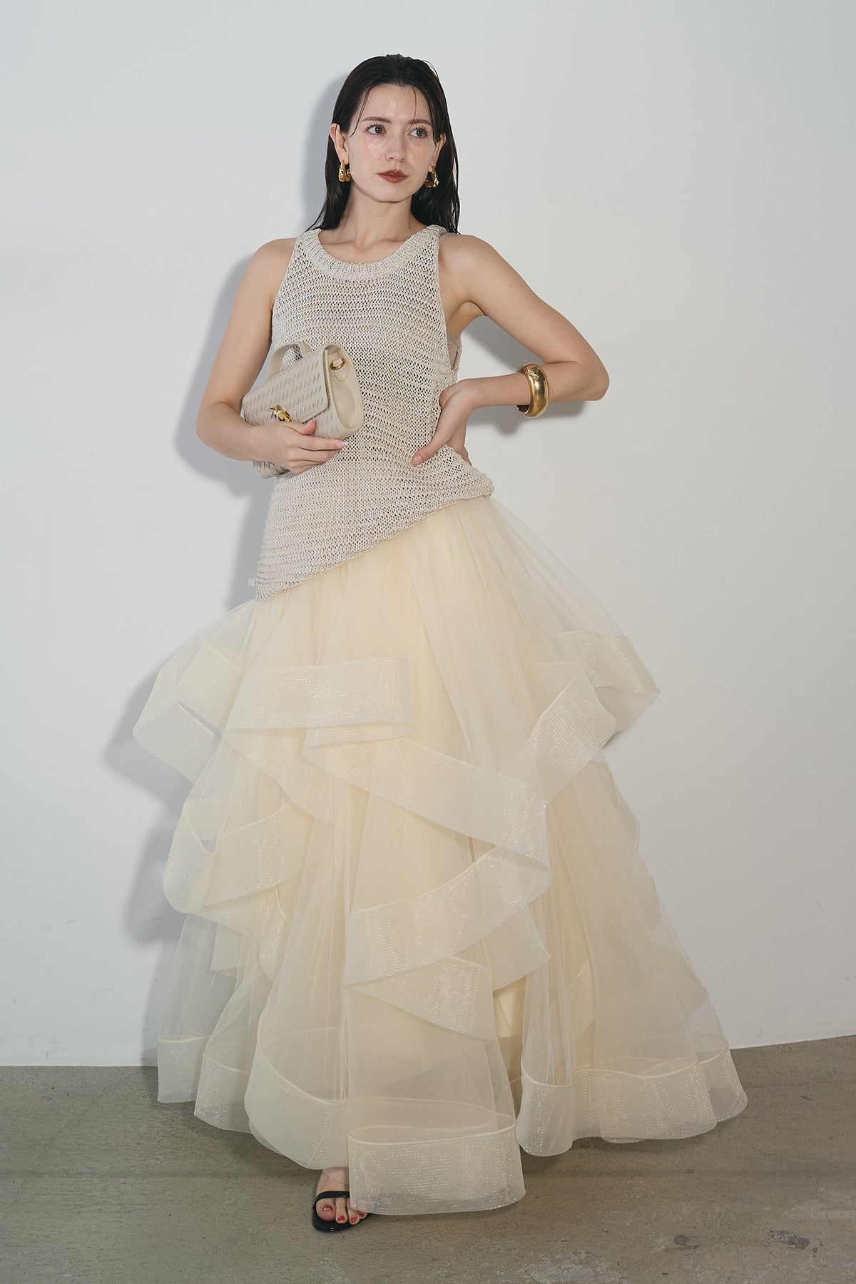 ANDRESE ボリュームチュールトップス　ベージュ ZOZO限定アイテム】 cutting curve dress ・ decorative tulle
