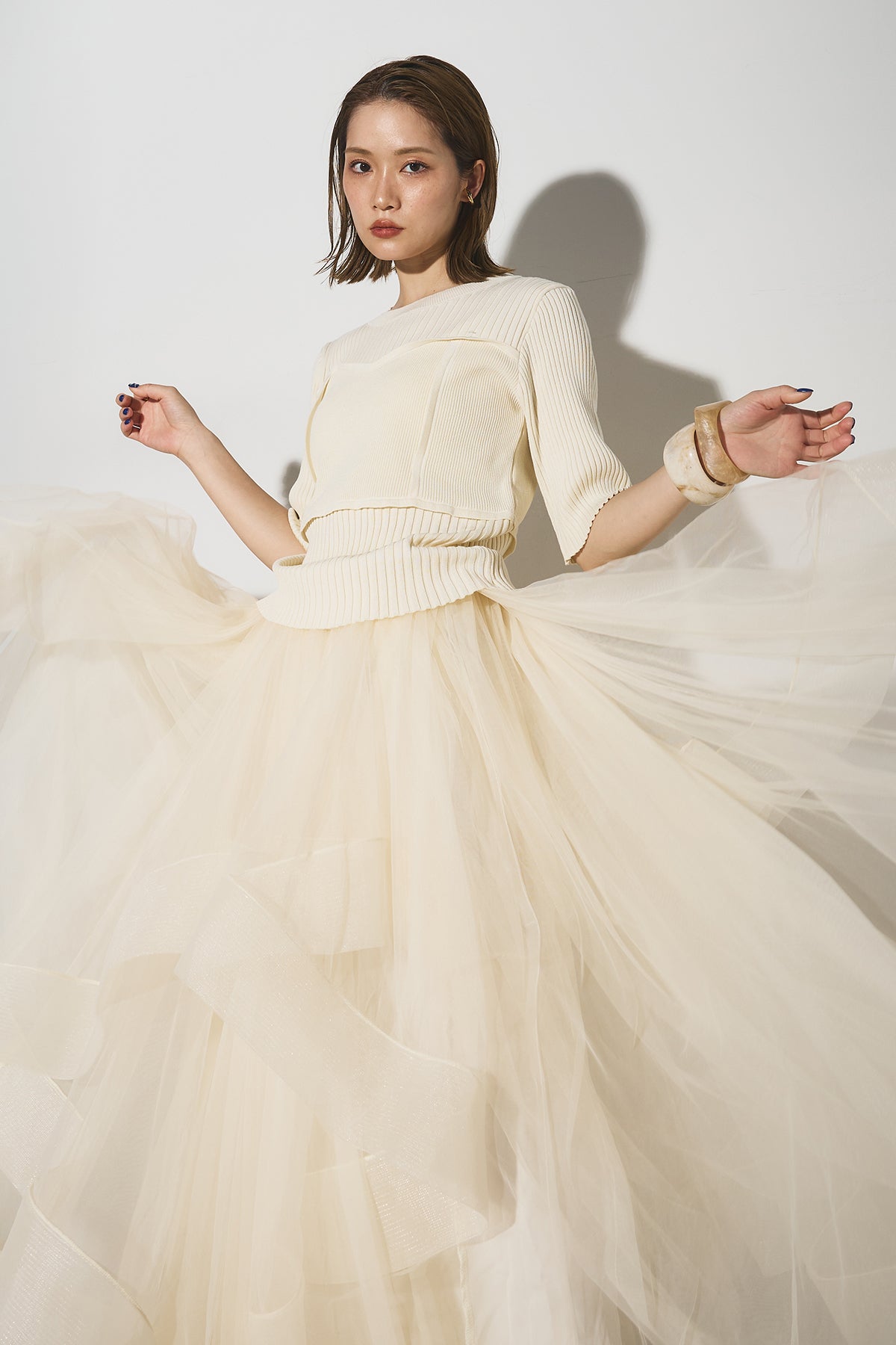 ANDREA&Co. ビスチェニットトップス　ボリュームフリルチュールスカート SET】ビスチェニットトップス+ボリュームフリルチュールスカート