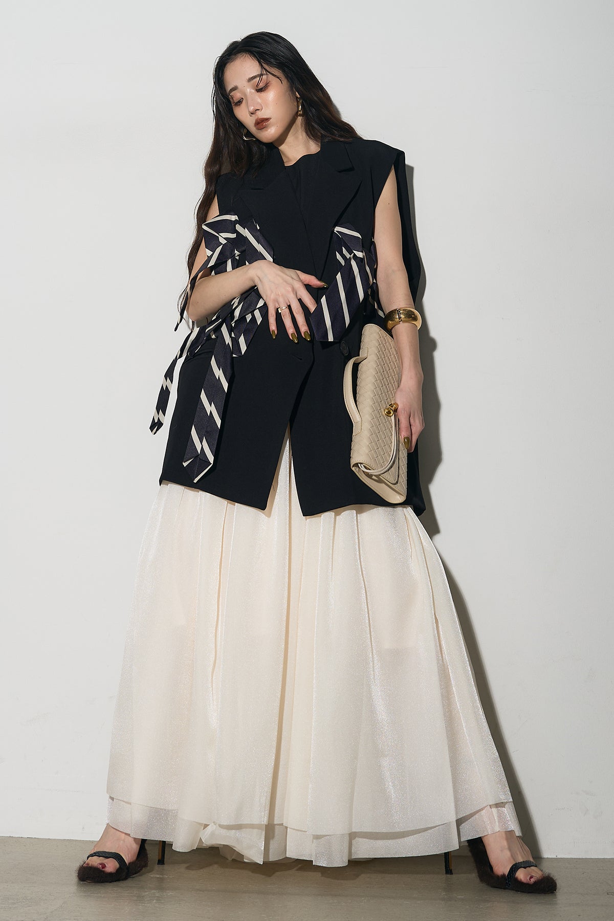 SET】タイリボンテーラードジレ+アーチティアードワンピース