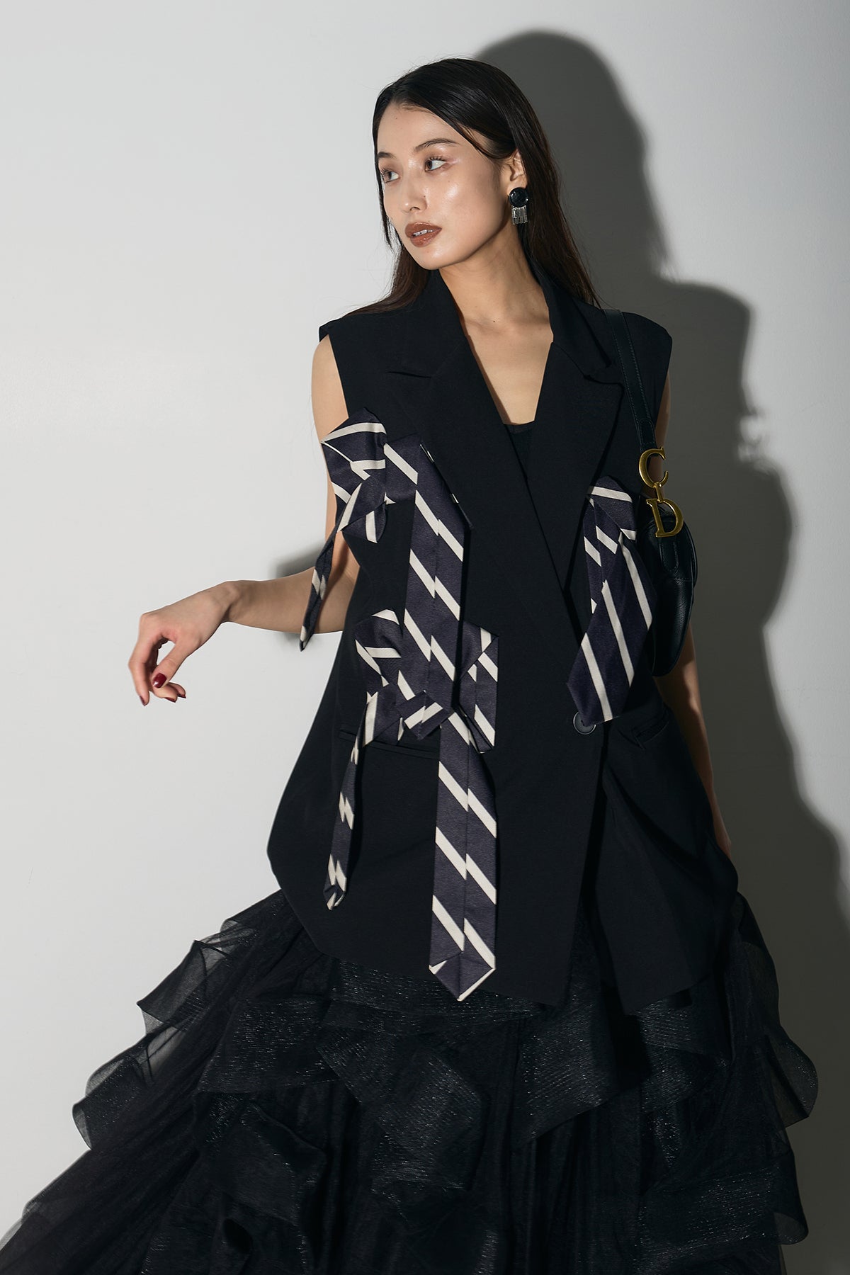 【新品タグ付き】ANDREA & Co. ボリュームフリルチュールスカート 黒 SET】ビスチェニットトップス+ボリュームフリルチュールスカート