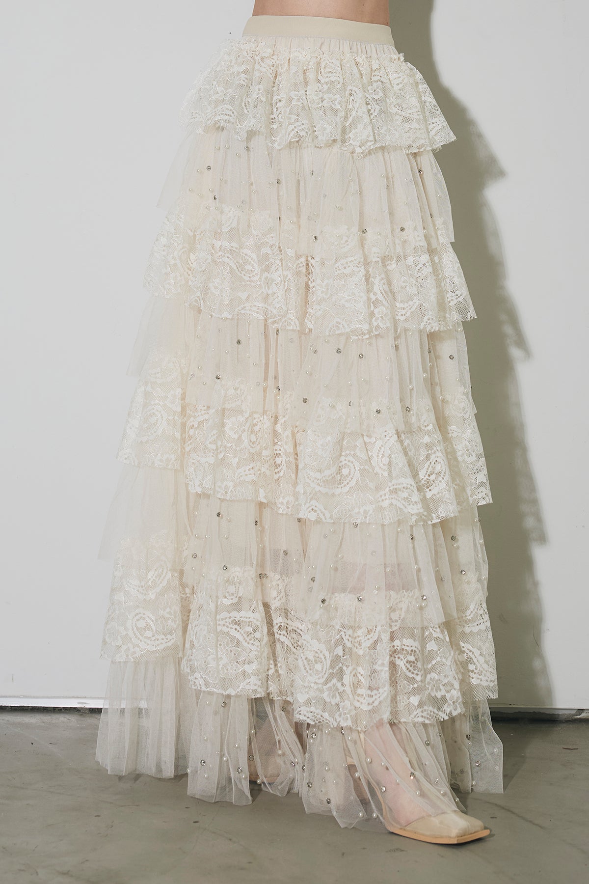 【新品未使用】ANDREA&Co. ビジューレースチュールスカート　ベージュ ビジューレースチュールスカート – ANDREA&Co.