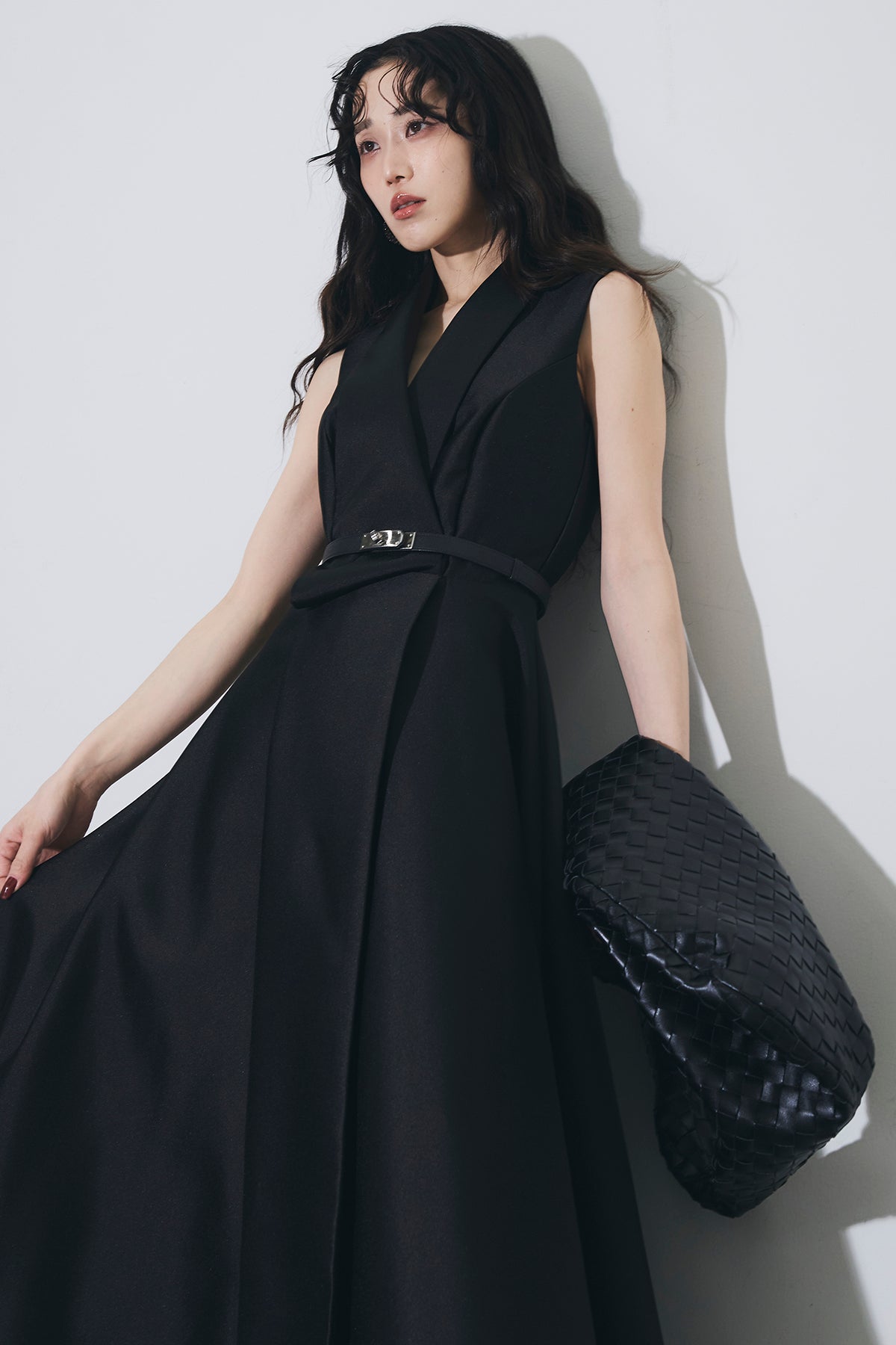 アシンメトリーサテンドレス – ANDREA&Co.