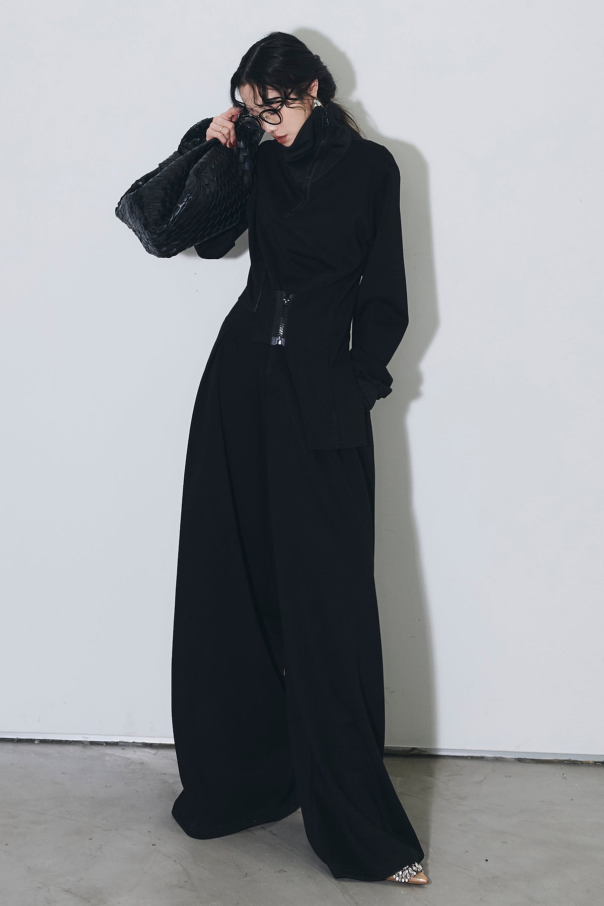 【ANDREA&Co】ファードッキングZIPニット ZIPギャザースウェットセット – ANDREA&Co.
