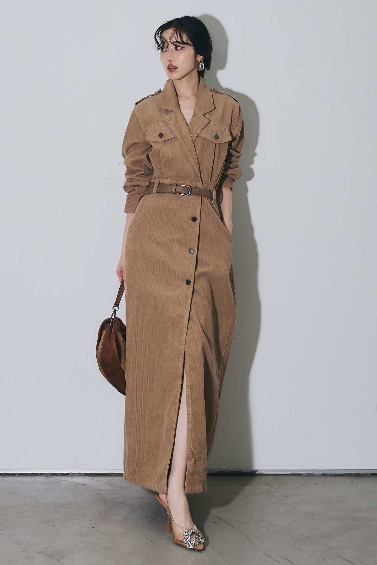 AUBREY by ANDREA&Co. ベルテッドコーデュロイワンピース ベルテッドコーデュロイワンピース – ANDREA&Co.