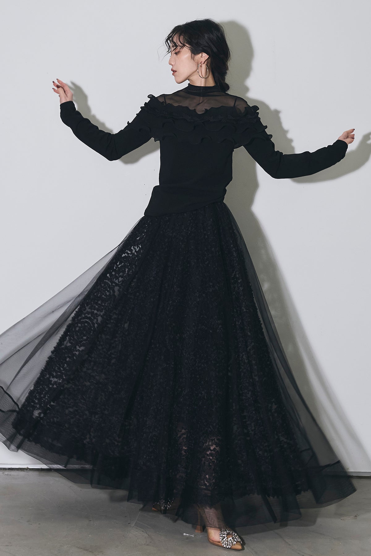 新品 andrea&co. フラワージャガードチュールスカート ブラック 2 フラワージャガードチュールスカート – ANDREA&Co.