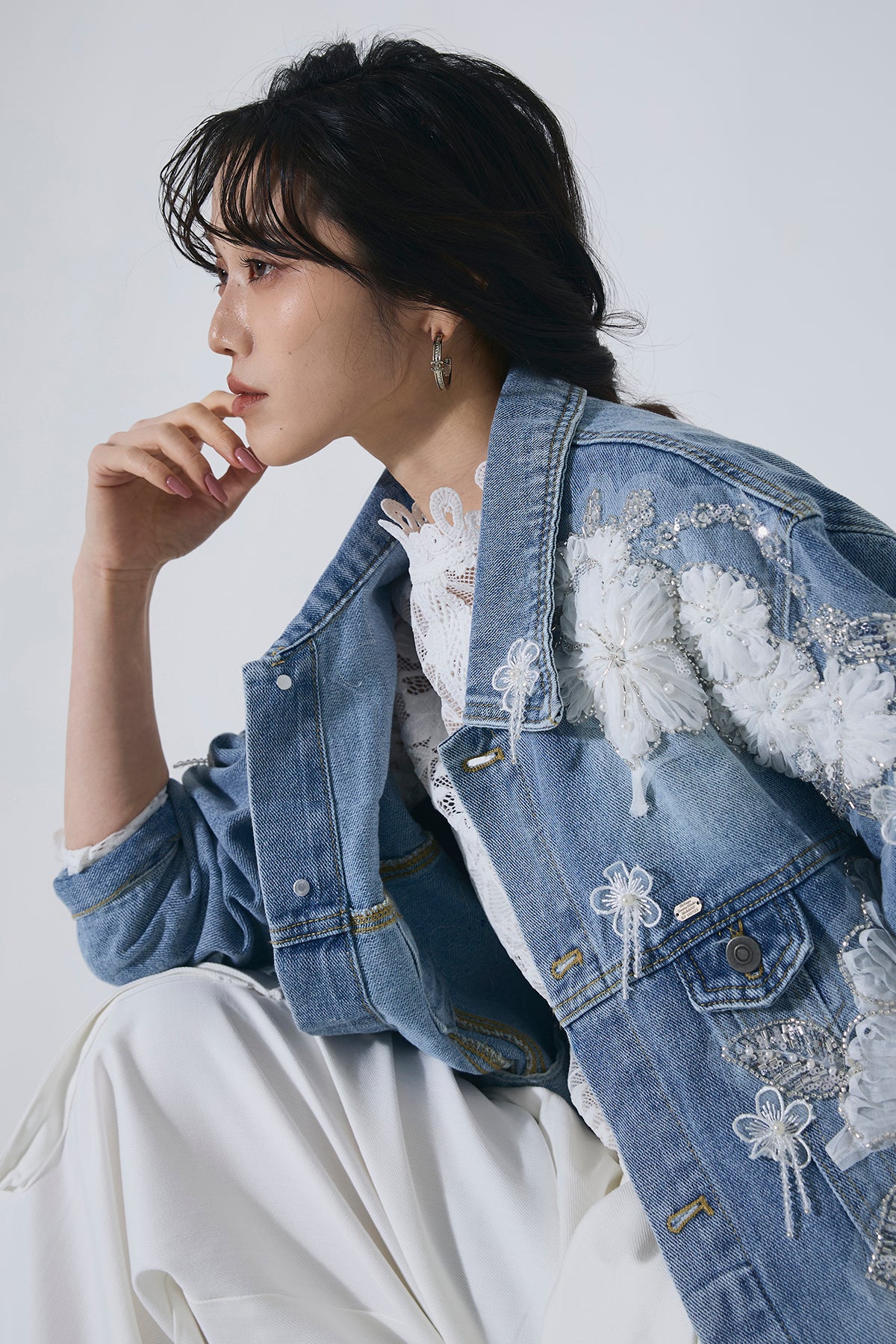 ANDREA&CO AUBREY フラワージャガードデニムジャケット 定価1.5 フラワージャガードデニムジャケット – ANDREA&Co.