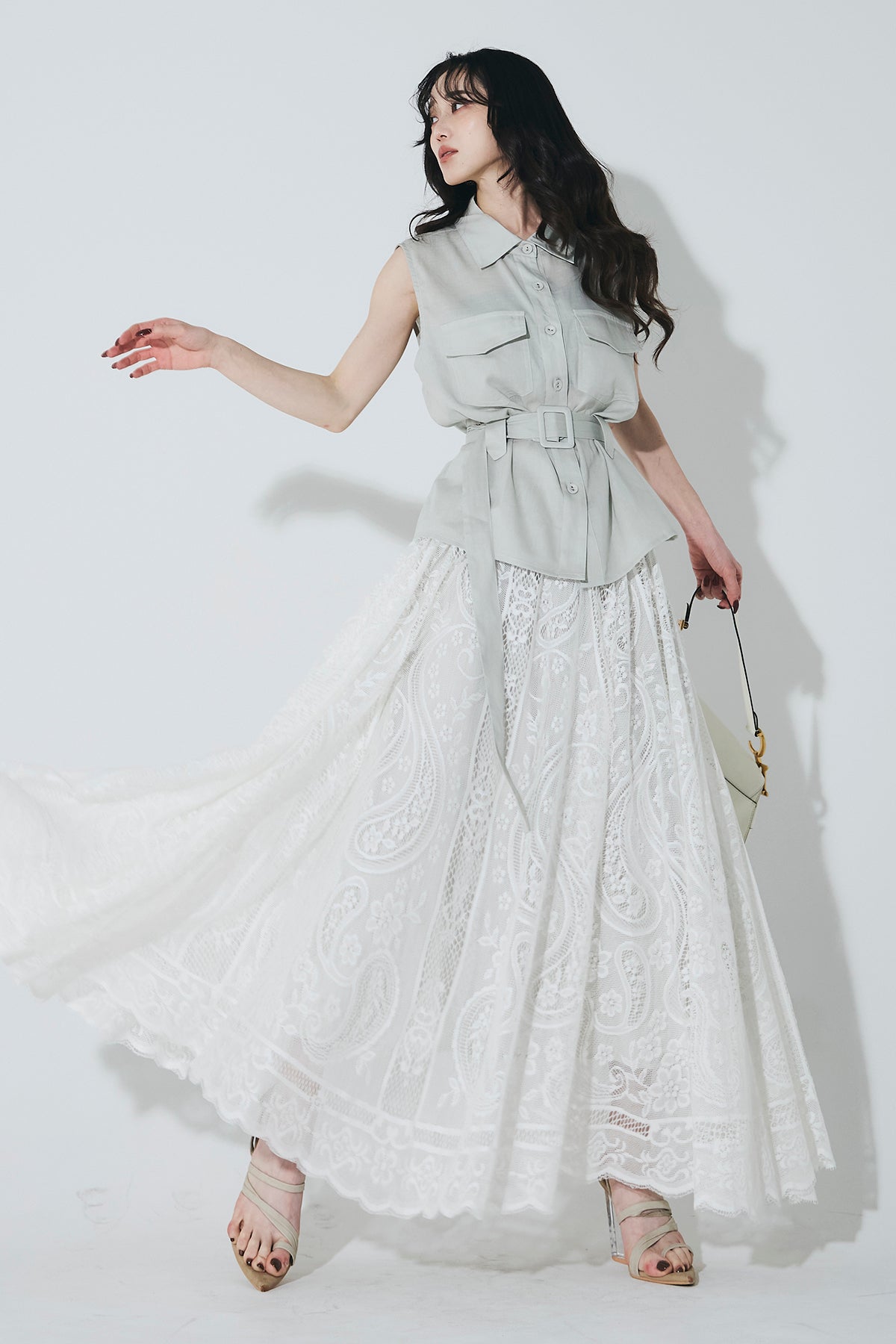 【ANDREA&Co.】ベルテッドレーススカートセットアップ ベルテッドレーススカートセットアップ – ANDREA&Co.
