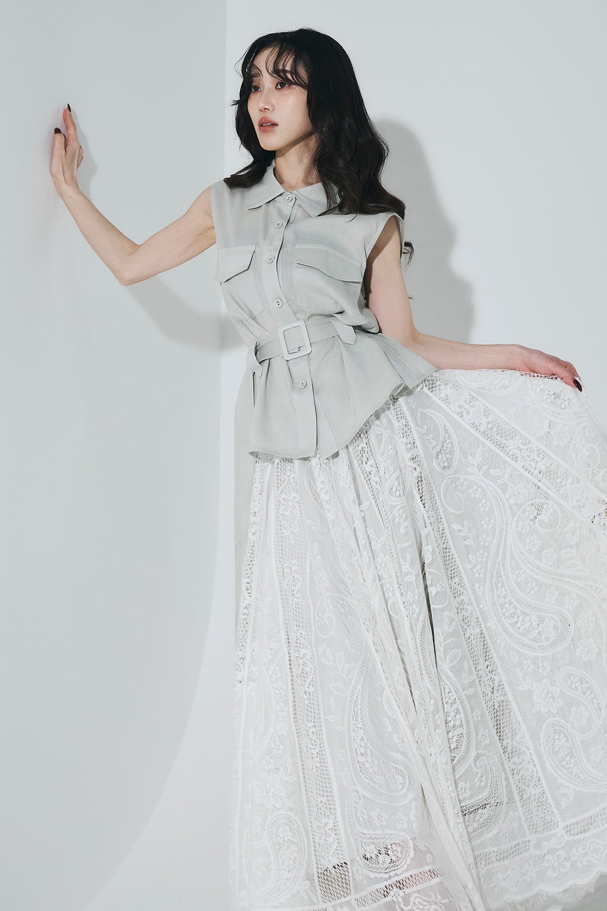 【ANDREA&Co.】ベルテッドレーススカートセットアップ ベルテッドレーススカートセットアップ – ANDREA&Co.
