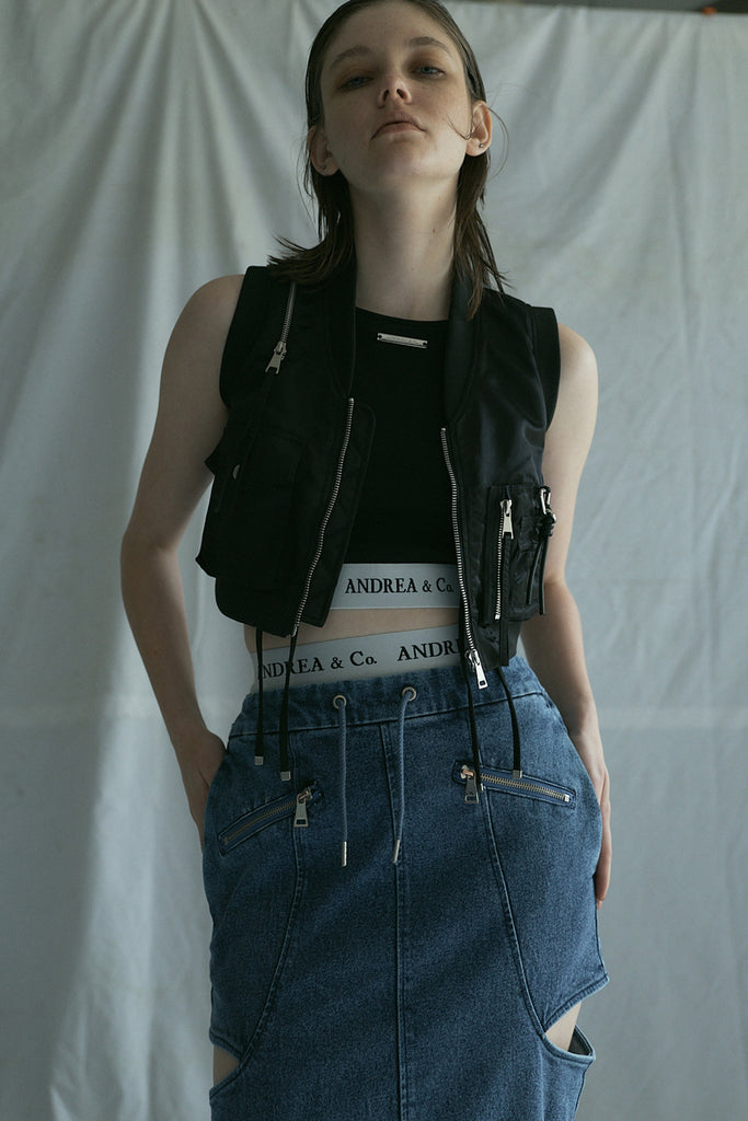 LOGO LACE-UP TOP – ANDREA&Co.