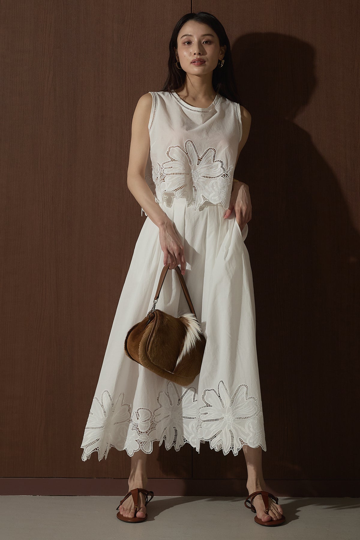 【お値下】ホワイトレースセットアップ Andrea and co カットワークレースセットアップ – ANDREA&Co.