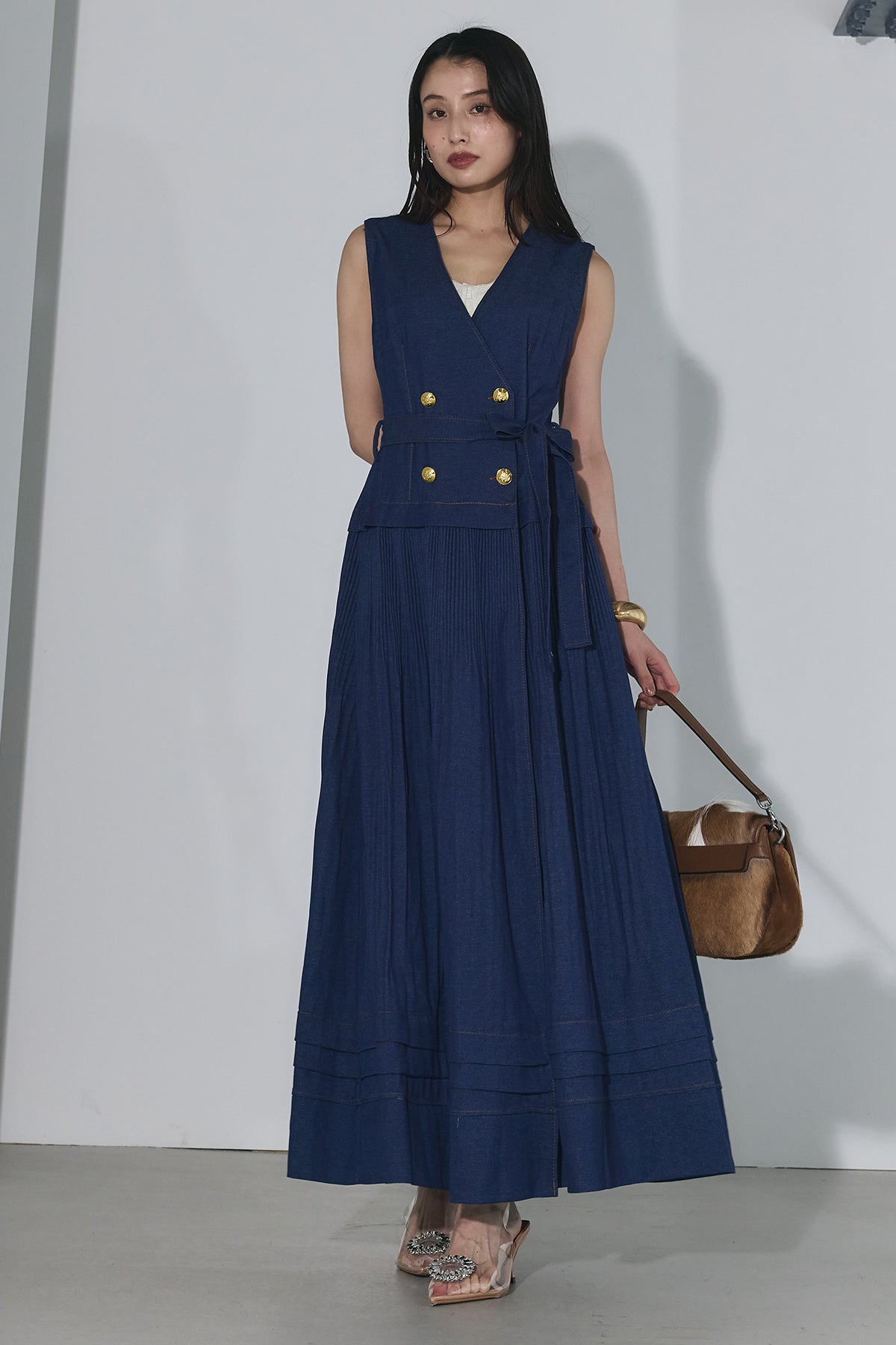 【ANDREA&Co.】ダブルボタンデニムワンピース ゴールドボタンプリーツデニムワンピース – ANDREA&Co.