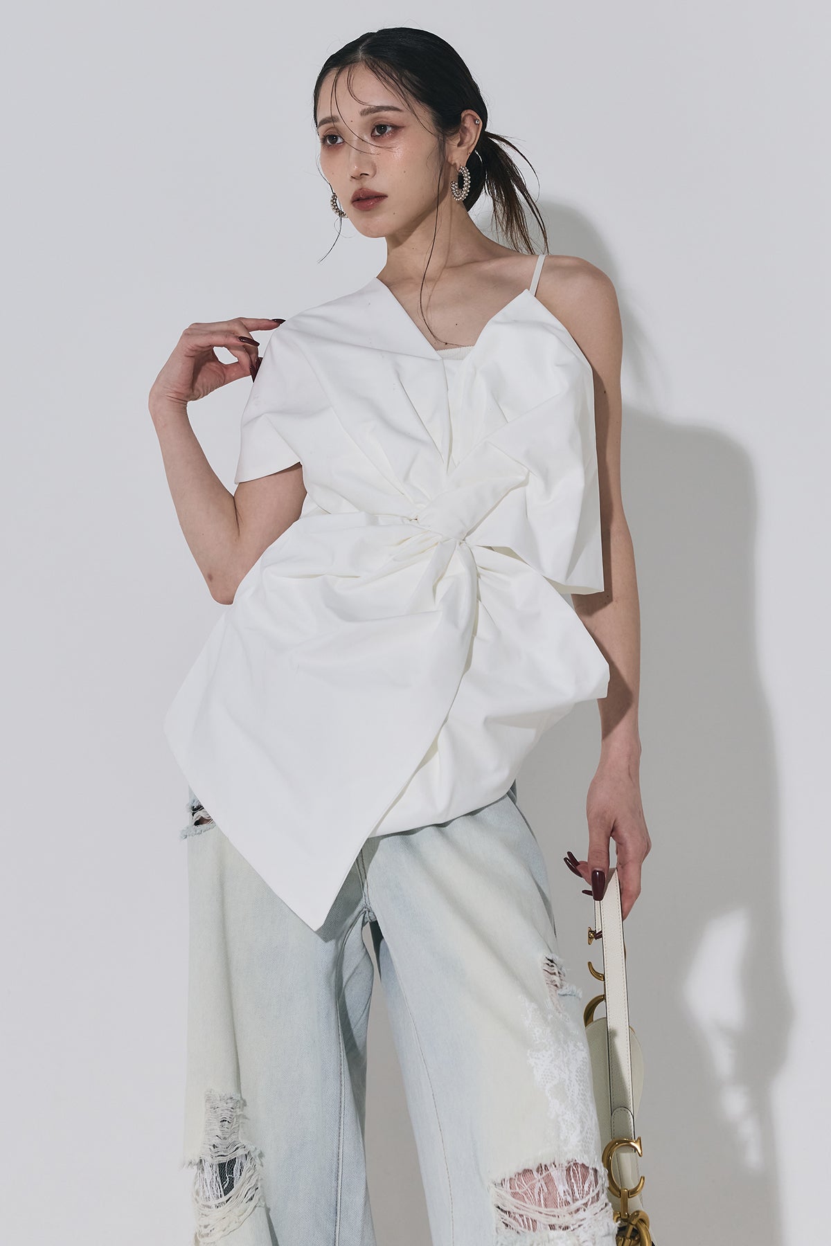 アシンメトリーリボントップス – ANDREA&Co.