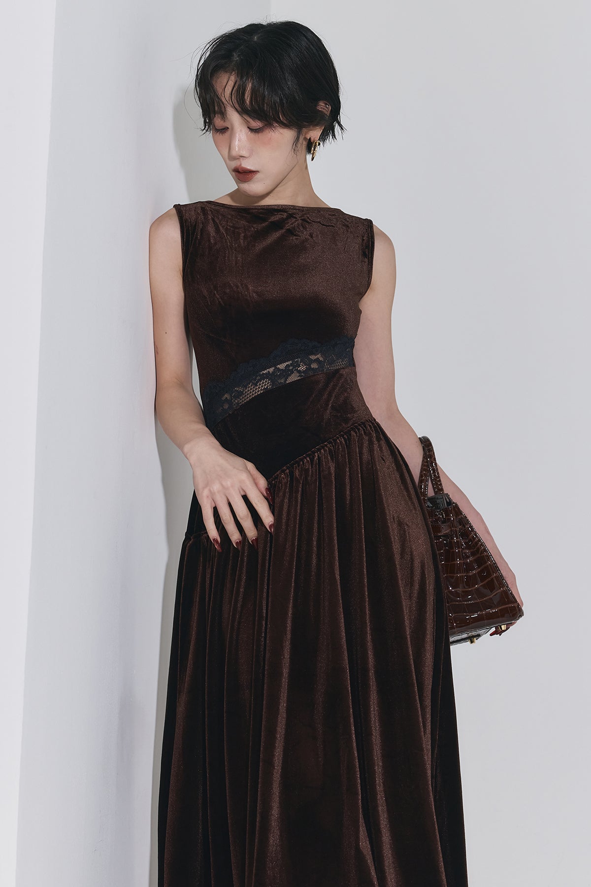 ANDREA&CO ウエストレースベロアワンピ レース切替ベロアロングワンピース – ANDREA&Co.