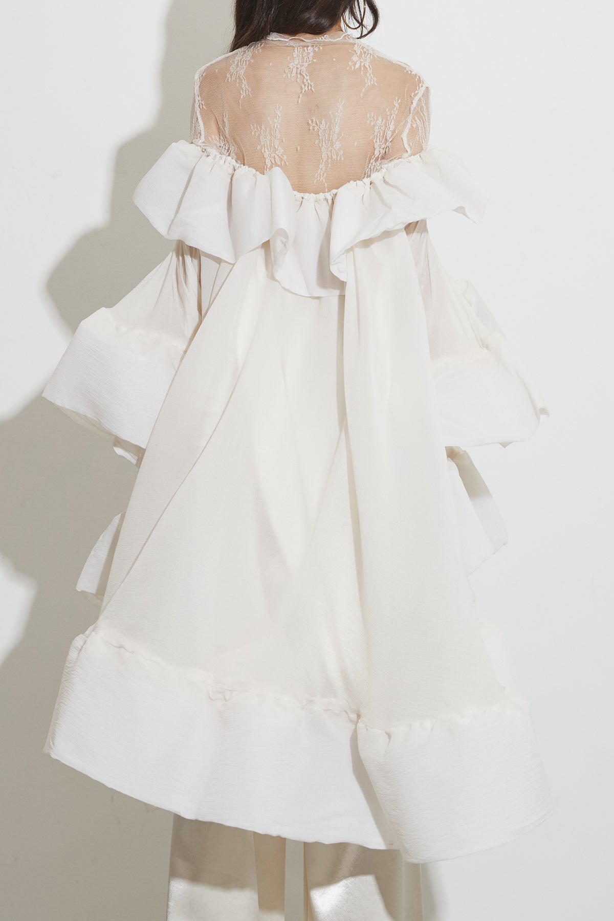 SET】フリルオフショルチュニック+サテンコードパンツ – ANDREA&Co.