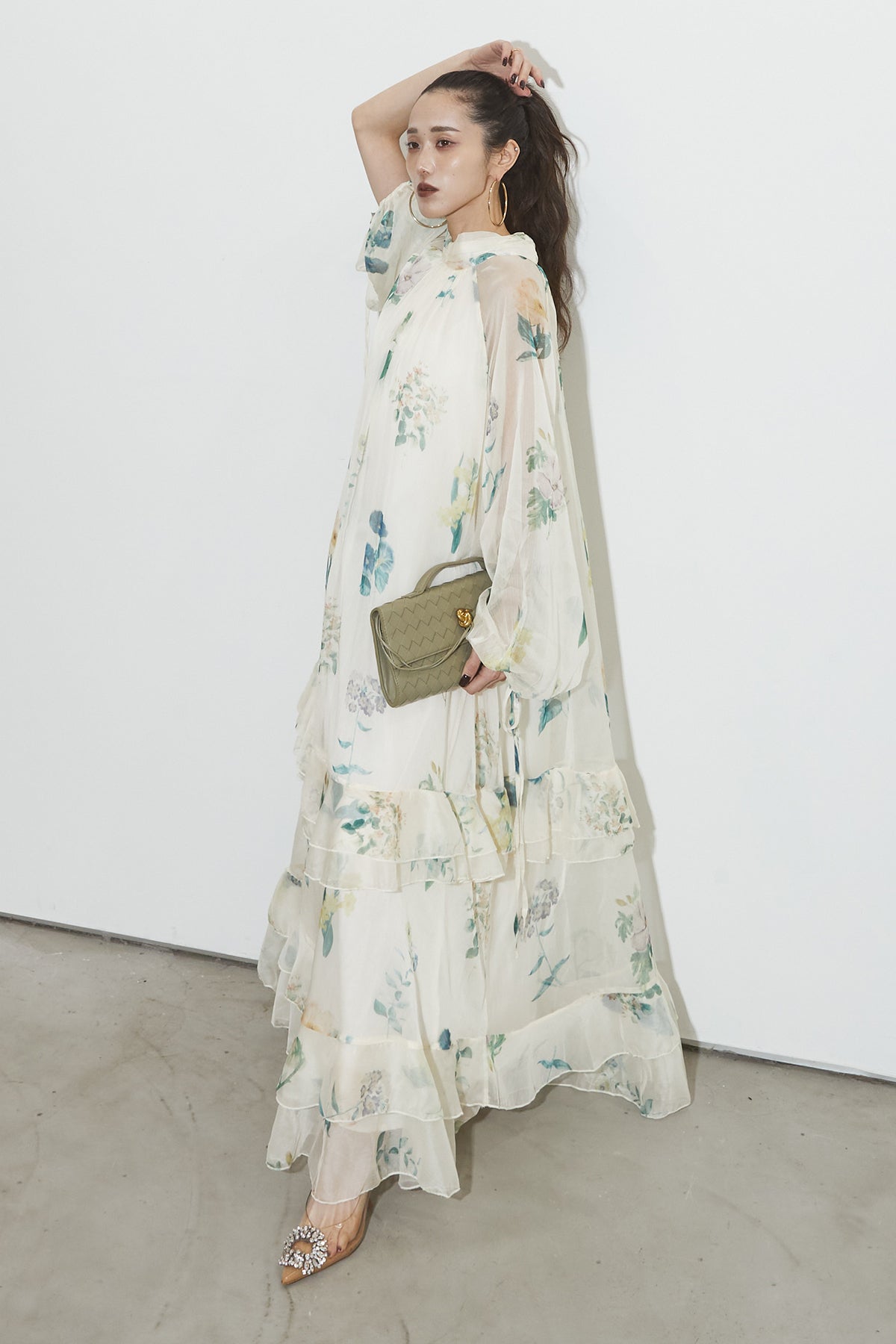 フラワーティアードワンピース – ANDREA&Co.