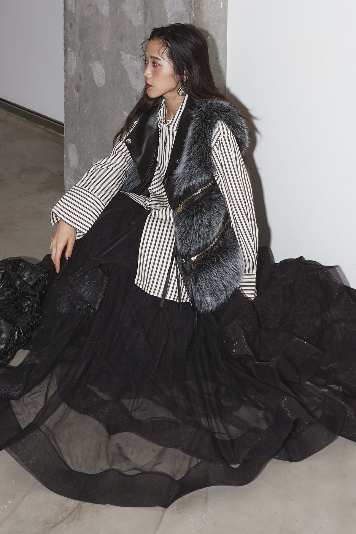 SET】フェイクファーライダースベスト+ボリュームフリルチュール