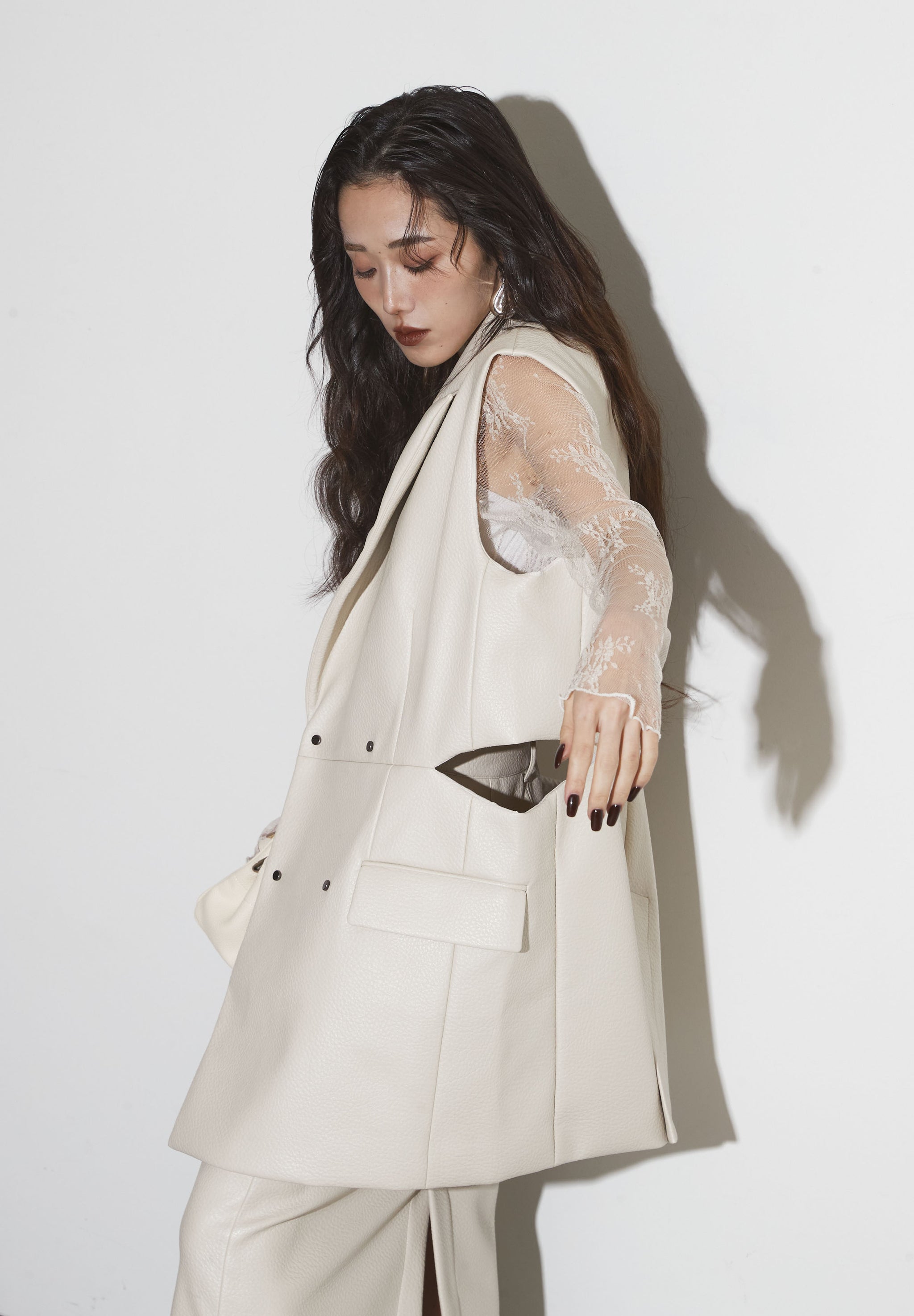 CUT OUT LEATHER VEST – ANDREA&Co.
