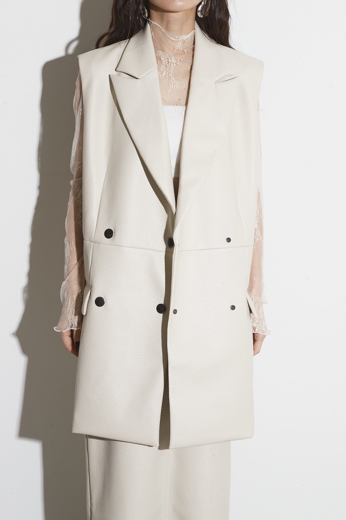 CUT OUT LEATHER VEST – ANDREA&Co.