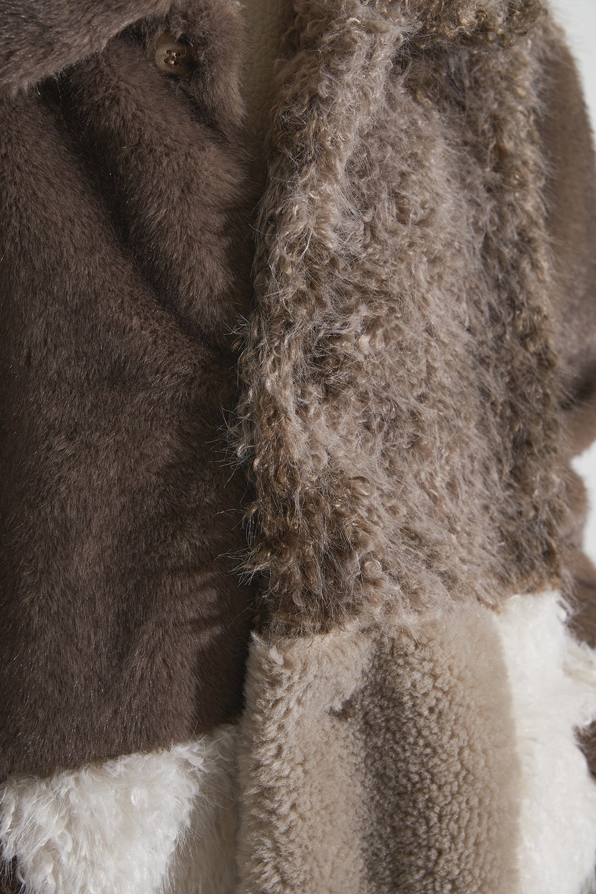 FOUR FURS JOINED JACKET – ANDREA&Co.