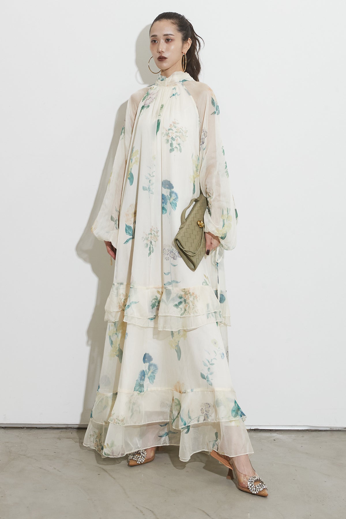 フラワーティアードワンピース – ANDREA&Co.