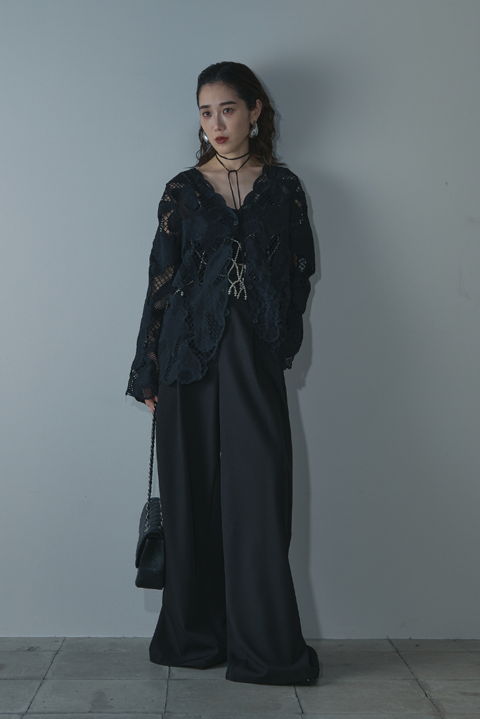 新品タグ付き】ANDOREA&Co スカラップレースブラウス+ワイドパンツ 新品タグ付き】ANDOREA&Co スカラップレースブラウス+ワイドパンツ