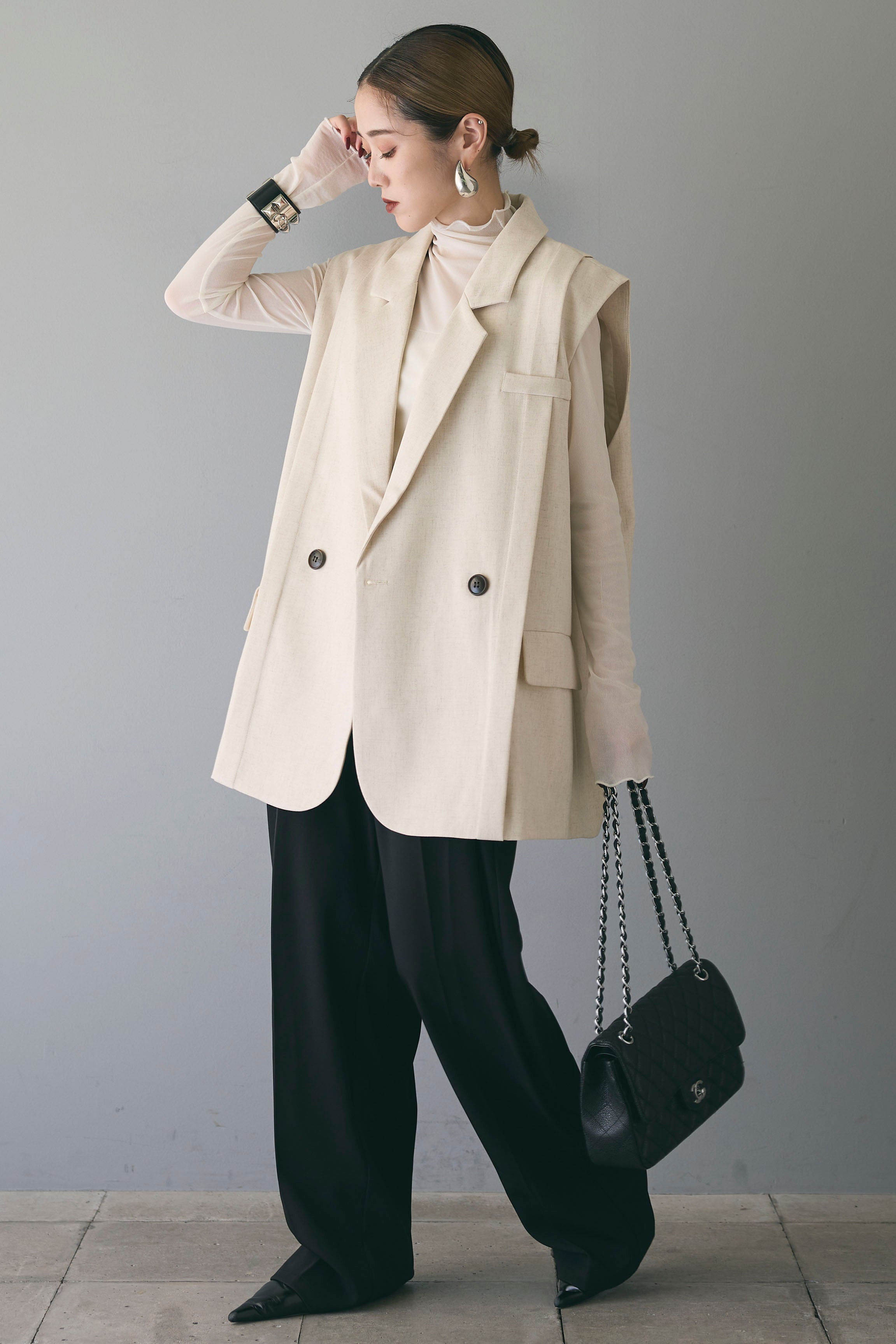 ANDREA&Co. YOSEATSUME BUTTON GILET