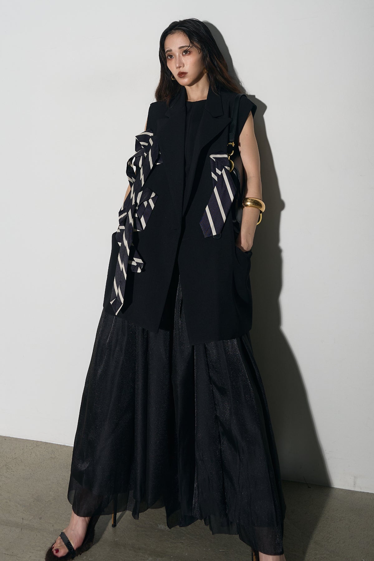 SET】タイリボンテーラードジレ+アーチティアードワンピース