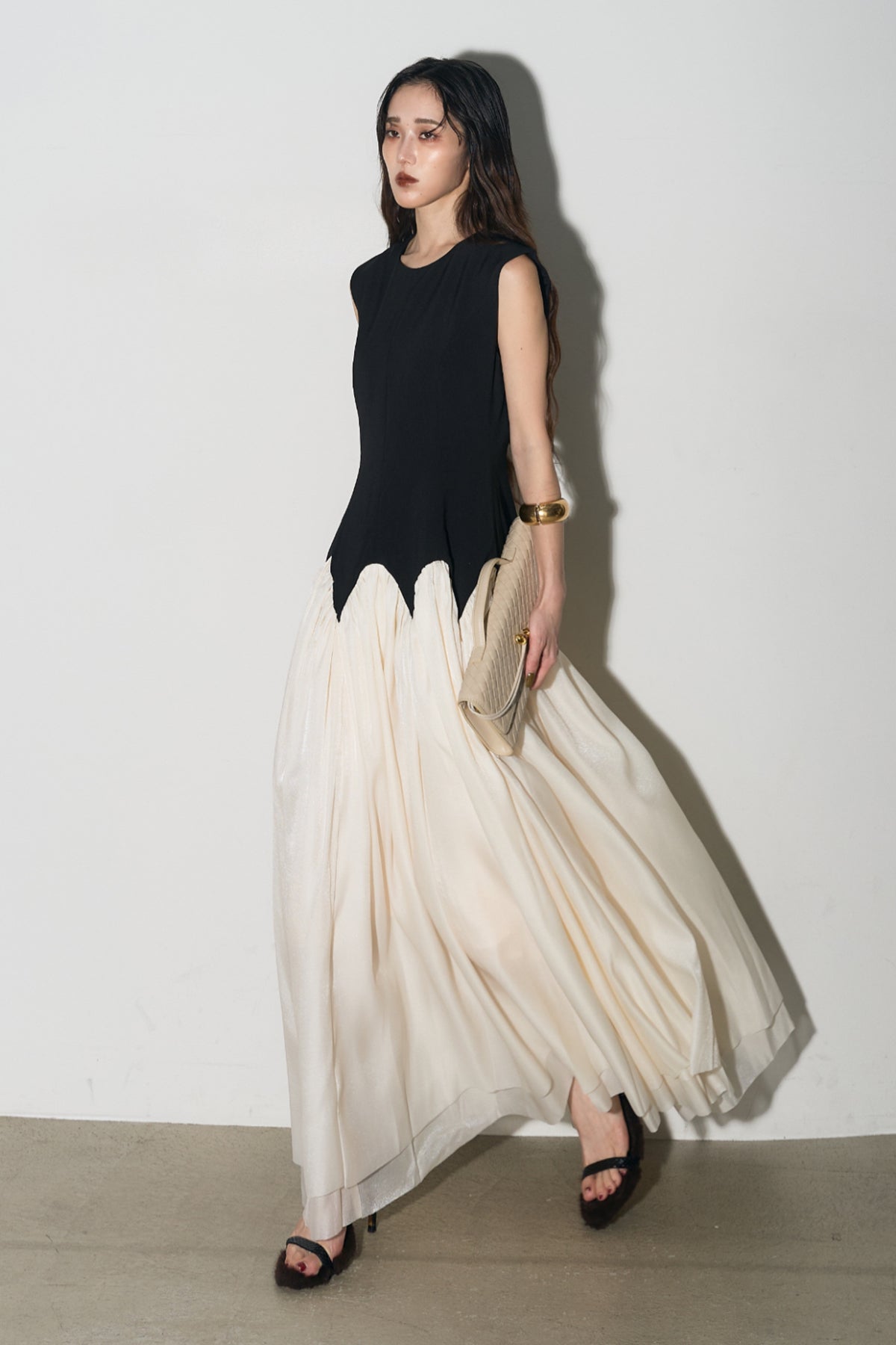 SET】タイリボンテーラードジレ+アーチティアードワンピース